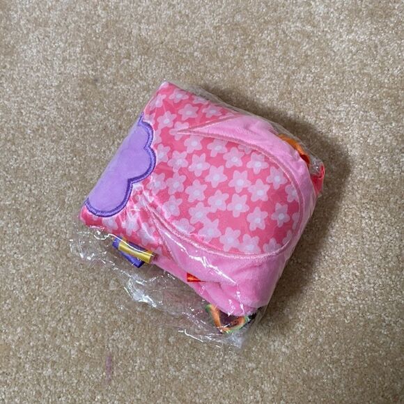 Flower Shaped Taggy and Butterfly Sensory Toys NEW - Picture 5 of 5